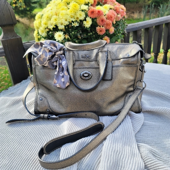 Coach Rhyder metallic brass/gold leather satchel - Picture 2 of 15